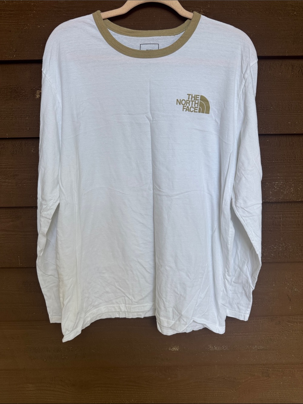 The North Face Long-Sleeve Crew Tee in White with Tan Trim size XL